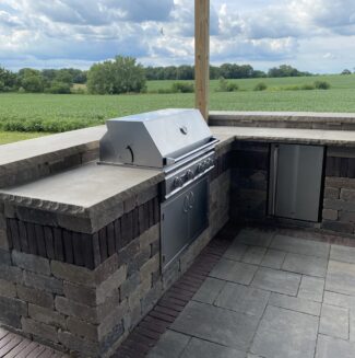 Outdoor Kitchen